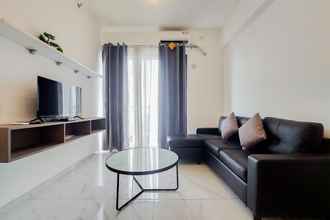 Common Space 4 Homey Living and Comfortable 2BR at Sky House BSD Apartment By Travelio