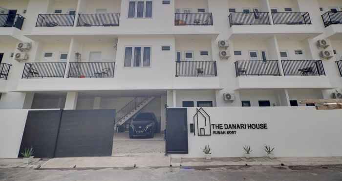 Bangunan OYO Life 92854 The Danari House