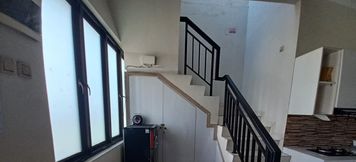 Lobby 3 OYO Life  93030 Apartement Gateway Cicadas By Inpro