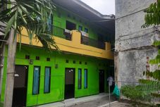 Exterior OYO Life 93023 Kost Bulan Karawang