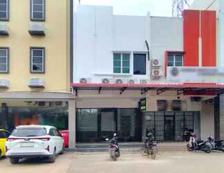 Exterior 2 Urbanview Trans Hotel Batam