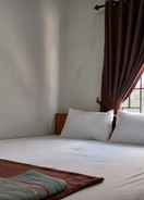 BEDROOM Super OYO 93085 Homy Stay Syariah