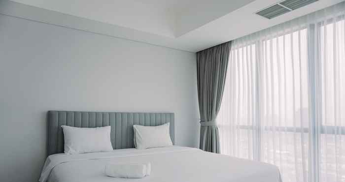 Bedroom Homey and Wonderful 1BR The Smith Alam Sutera Apartment By Travelio