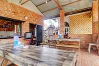 Restoran SPOT ON 93115 Arizona Homestay