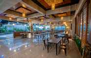 ร้านอาหาร 6 Alimoer Hotel Kubu Raya