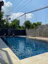 Swimming Pool Urbanview Ava Guest House Goa Gong
