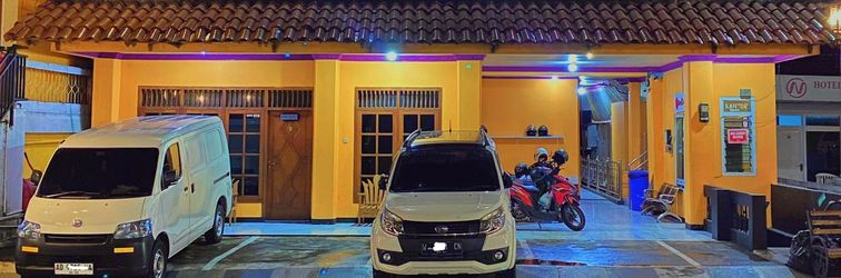 ロビー Harmadha Handini Sarangan