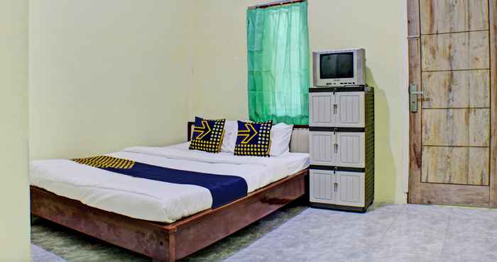 Bedroom SPOT ON 93089 Homestay Kamar Hijau Syariah