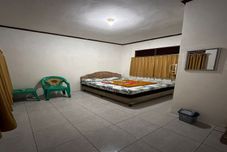 Kamar Tidur OYO 93128 Hotel Lamin 2