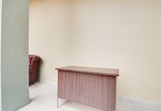 Lobby 5 OYO 93127 Penginapan Budhe Sri