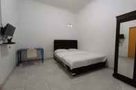 Kamar Tidur OYO 93126 Nrc White House