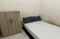 Kamar Tidur SPOT ON 93147 Rumah Kos Shilah Habib Syariah