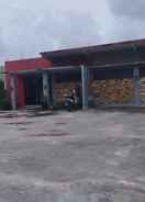 EXTERIOR_BUILDING OYO 93152 Azwa Gh Katingan