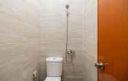 In-room Bathroom 5 Nyenyak Senayan Benhil
