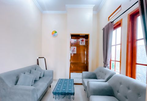 Lobby Orysa Villa Yogyakarta