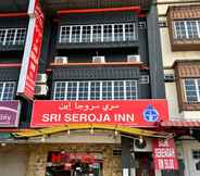 Bên ngoài 4 Sri Seroja Inn Wakaf Che Yeh