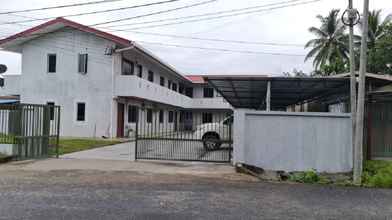 Luar Bangunan 4 OYO HOME 90691 A4 Homestay