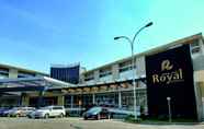 Nearby View and Attractions 5 Livinn Rungkut Kendangsari Surabaya