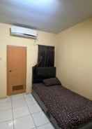 BEDROOM OYO LIfe 93129 Kost Mangga