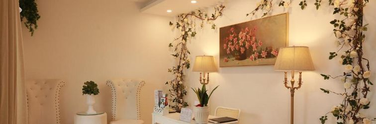 ロビー La Vie En Rose 2 Hotel