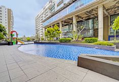 Swimming Pool 5 OYO Life 93065 Apartemen Gateway Pasteur By Glory Rent