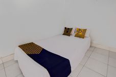 Bedroom OYO Life 93153 Kos Jenggala