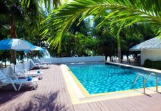 Swimming Pool 4 Laeamsing Natural Beach Resort