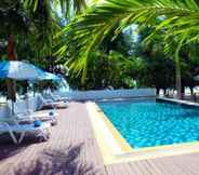 Hồ bơi 4 Laeamsing Natural Beach Resort