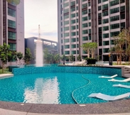 Kolam Renang 5 Cubic Botanical Suites Bangsar South by HomeBrickz