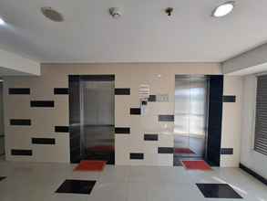 Lobby 4 OYO Life 93106 Apartement Grand Sentraland By Andi