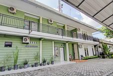 Bangunan Hotel O Penginapan Budi SyariahNearTaman Amaryllis Pekanbaru