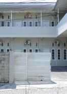 EXTERIOR_BUILDING OYO 93203 Kost Eksklusif Syariah