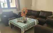 Lobby 5 OYO 93202 Pentagon Homestay Syariah