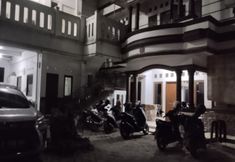 外観 6 OYO Life 93160 Kost Jenny Karawang