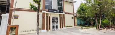 Exterior 2 OYO Life 2735 Graha Nirwana