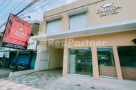 Bangunan Calida Hotel Mitra RedDoorz near Alun Alun Wonosari