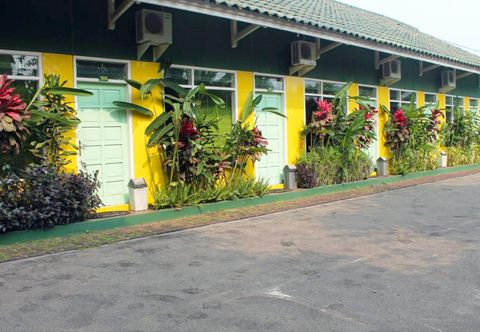 Exterior Hotel Antik