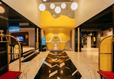 Lobby 7 Yello Hotel Harbour Bay