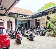 Bangunan 4 OYO 93208 Guest House Cemara 2