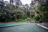 Swimming Pool Sementra Hot Spring Nature Resort