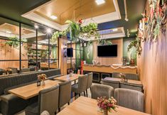 레스토랑 7 Bangreng Inn Hotel