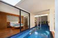 Swimming Pool Ayona Villa Canggu by Ini Vie Hospitality