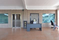 Lobi 5 OYO 90889 Narasindo Cottage