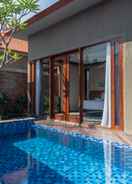 SWIMMING_POOL Serenia Villas Amed