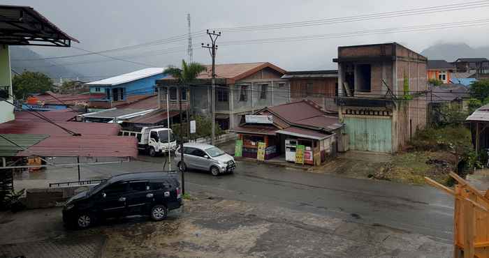 Bên ngoài OYO 93264 Penginapan Syari'ah Berlian