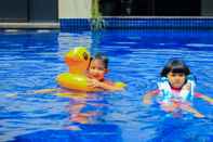 Swimming Pool Hotel FortunaGrande Seturan Yogyakarta By Fosia Hotels