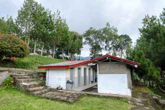 In-room Bathroom 4 Hilltop Camp by TwoSpaces, Lembang