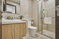 In-room Bathroom RichLane Residences