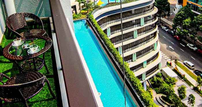 Nearby View and Attractions Luxury Balcony at Trion by HCK