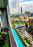 VIEW_ATTRACTIONS Luxury Balcony at Trion by HCK